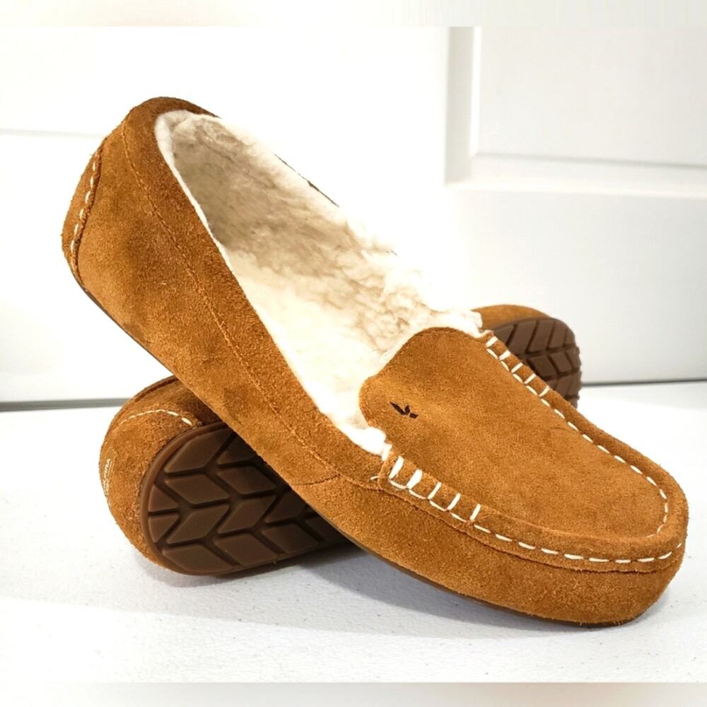Koolaburra By UGG Lezly Slipper size 8, cozzy, fall, winter and fluffy
